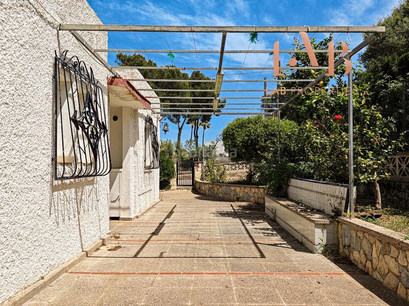 Foto 7d7ca58d-6ced-4154-8969-727591ec1cf8. Xalet amb aparcament a Cala Blava-Bellavista Llucmajor