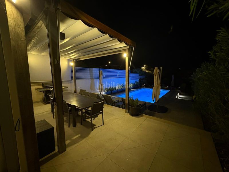 Foto 4b9d7b04-f8dd-4b27-8fe4-e5df5c267ce7. Casa aparellada amb calefacció aparcament piscina a Llucmajor