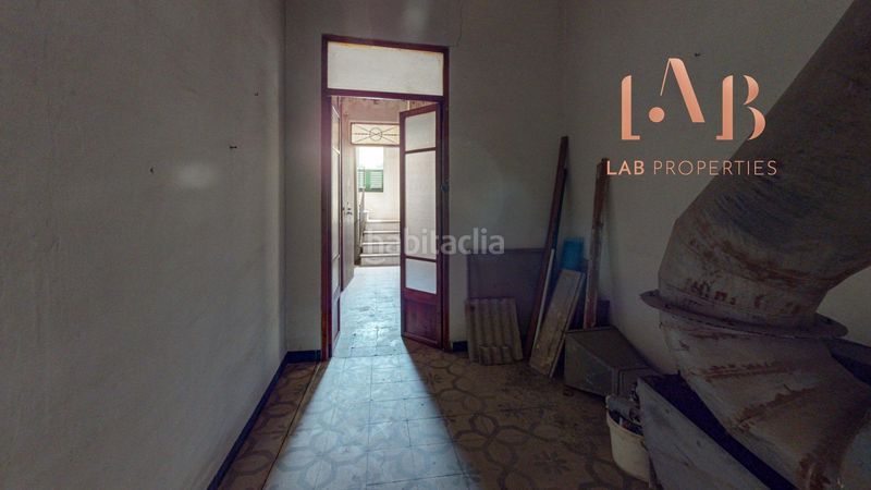 Foto eff2bd35-dd44-4557-a8f5-71b3d24abbfc. Edificio in El Sindicat Palma de Mallorca