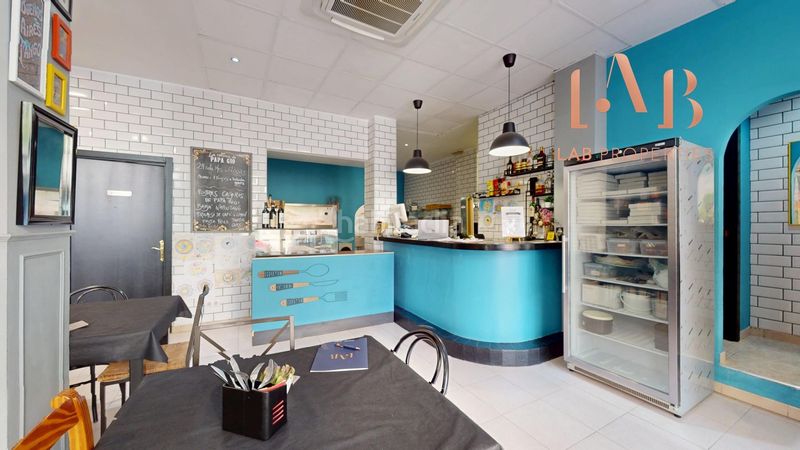 Foto 12525842-5467-443f-8a8e-9013ca3b81fa. Traspaso local comercial se traspasa pizzería papa gio calle miquel capllonch en Palma de Mallorca