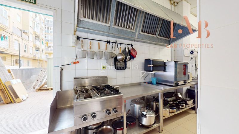 Foto 5eadc833-0e09-4bef-8565-31a9102dd00f. Traspaso local comercial se traspasa pizzería papa gio calle miquel capllonch en Palma de Mallorca