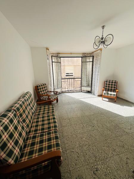 Foto 9aec8b14-5afb-4e5d-9f87-107aa08734c8. Pis a carrer divina pastora 4 a Centro Burriana