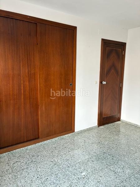 Foto f93acf8b-c299-4a23-9a2d-b49cfc76184b. Pis a carrer divina pastora 4 a Centro Burriana