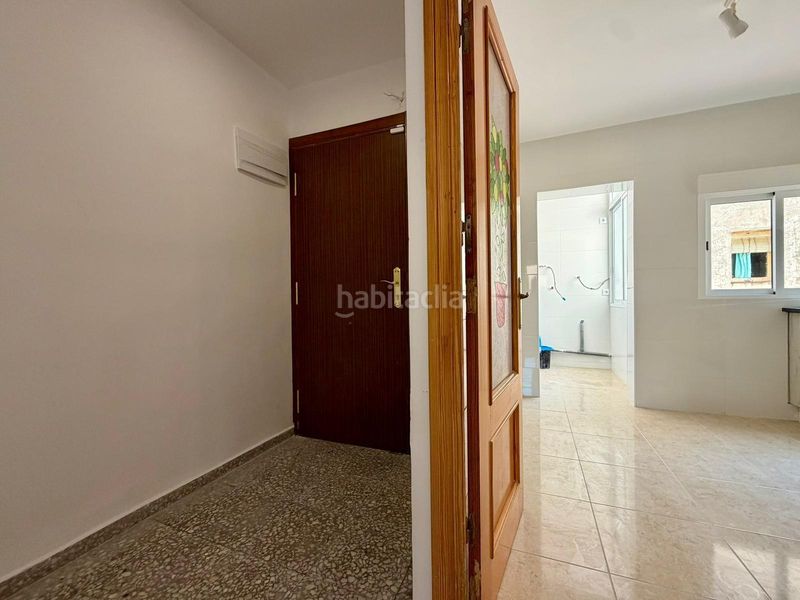 Foto c50de4fe-83cd-4ddb-9690-b6f0e8d599b8. Pis a Centro Mutxamel
