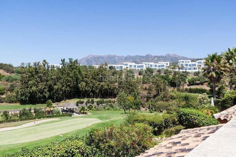 Foto 9438ee9a-216b-4dc5-a2a2-6683e71cb812. Xalet a avenida santa clara golf 2 a Los Monteros Marbella