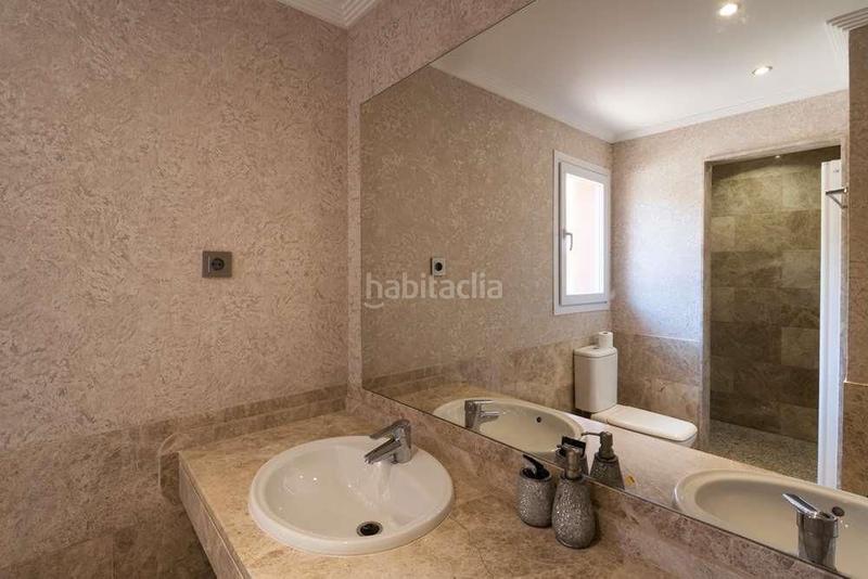 Foto b6f554e3-0a78-4a8a-8032-0946711d2afe. Xalet a avenida santa clara golf 2 a Los Monteros Marbella