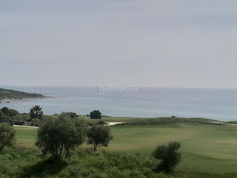 Foto 3cc9f6c1-e51c-4c80-b474-b8e89a92e488. Àtic a avenida del golf 30 a La Alcaidesa