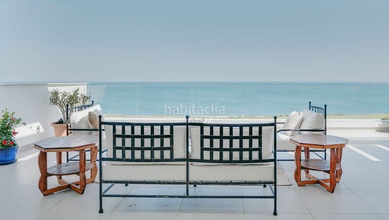 Foto 5df47ec8-dd8a-4d97-aadb-57e399ae934f. Àtic a avenida del golf 30 a La Alcaidesa