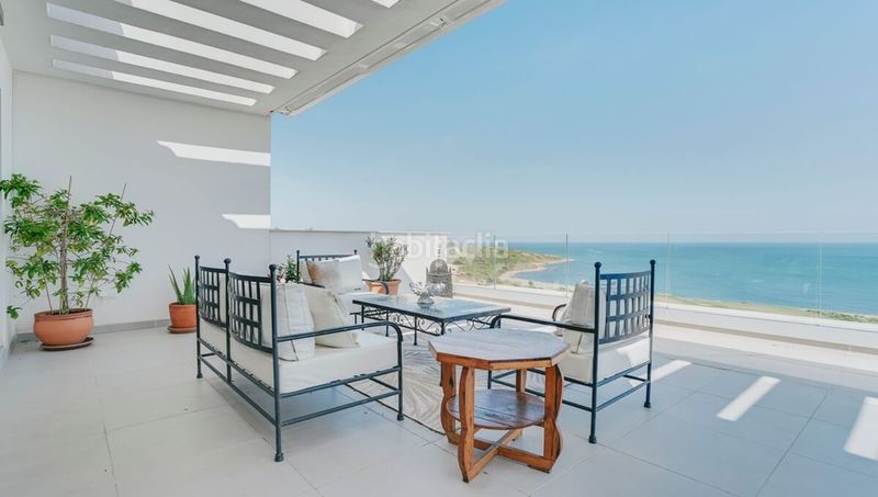 Foto 6e2532c8-0372-48a4-a717-7f96f4a4aec5. Àtic a avenida del golf 30 a La Alcaidesa