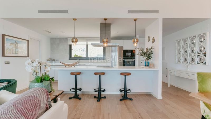 Foto d26f7f10-bbdb-4508-b1a8-85d49f27934c. Àtic a avenida del golf 30 a La Alcaidesa