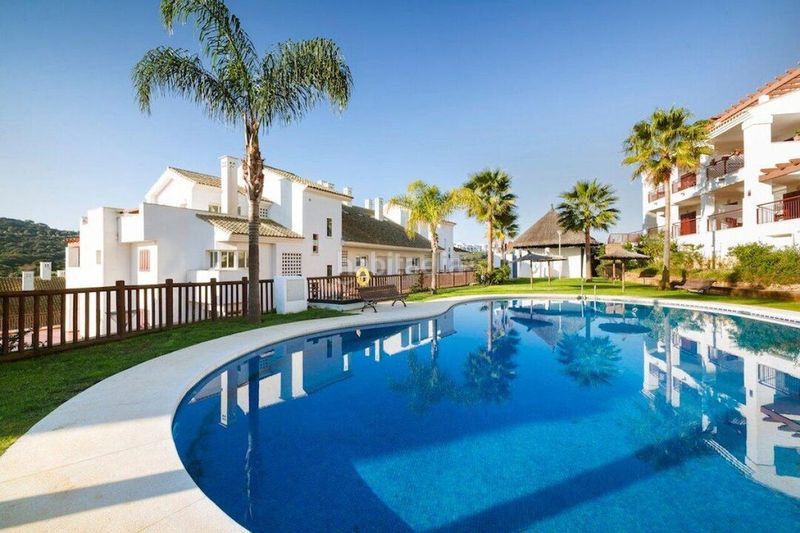 Foto d6061be2-7c64-4db9-9326-af890b4298d6. Apartament a avenida del golf 6 a La Alcaidesa