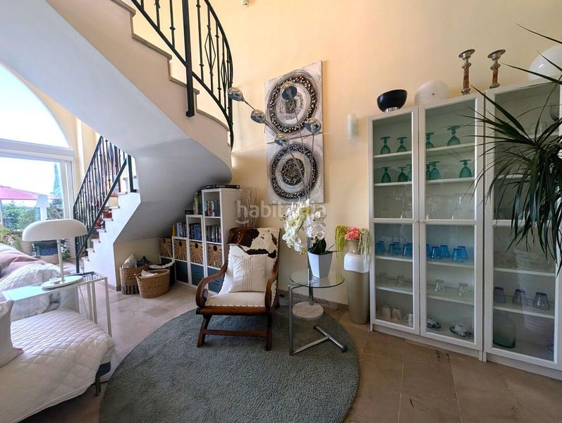 Foto 633fd3b1-37b5-49b8-89c9-74bd3bf0bfb1. Semi detached house in calle colinas del mar 14 in La Alcaidesa