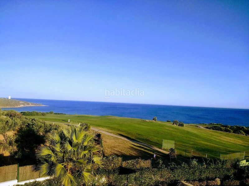 Foto b04534d4-f1a3-46f3-b853-05bc1f85c542. Semi detached house in calle colinas del mar 14 in La Alcaidesa