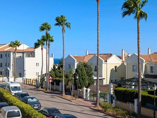 Appartement  Avenida las palmeras 13. Acogedor apartmento cerca playa, golf ideal inversión