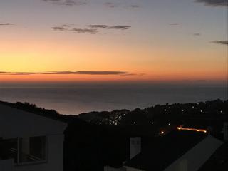 Apartament a Avenida del golf 8. Vivienda exclusiva en nueva alcaidesa lujo, confort y vistas imp