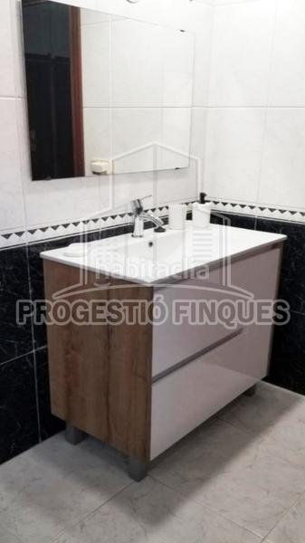 Foto 1b6a9e23-8d6e-4ad1-8bce-e31c7c455808. Etagenwohnung mit parking in Centre Salou