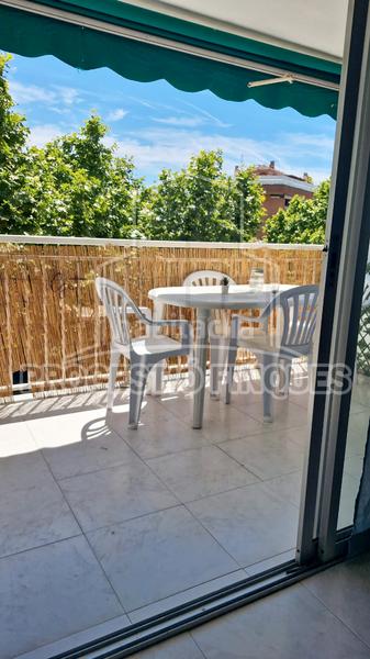 Foto 24d511bc-2d01-410d-933e-5650c4836b82. Etagenwohnung mit parking in Centre Salou