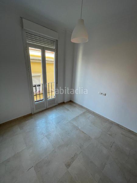 Foto 65d5f7f4-440e-47fe-823a-52c40d945e93. Flat with parking in Madre de Dios Jerez de la Frontera