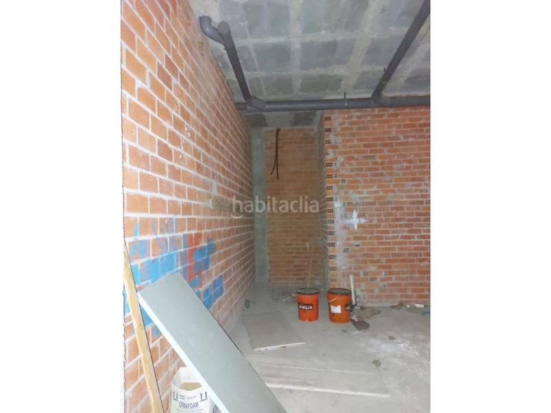 Foto 09a75470-370b-40b9-a24c-9d35451a6c7e. Locale commerciale in A Gándara Narón