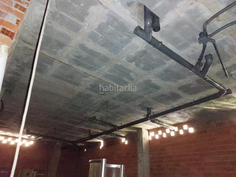 Foto 8ad1d40a-c810-42a1-baf1-badf90cce7ba. Locale commerciale in A Gándara Narón