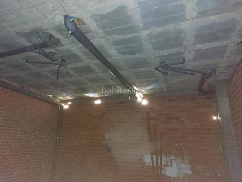 Foto a1949ad7-3bea-426f-9cf3-12d356b96016. Locale commerciale in A Gándara Narón