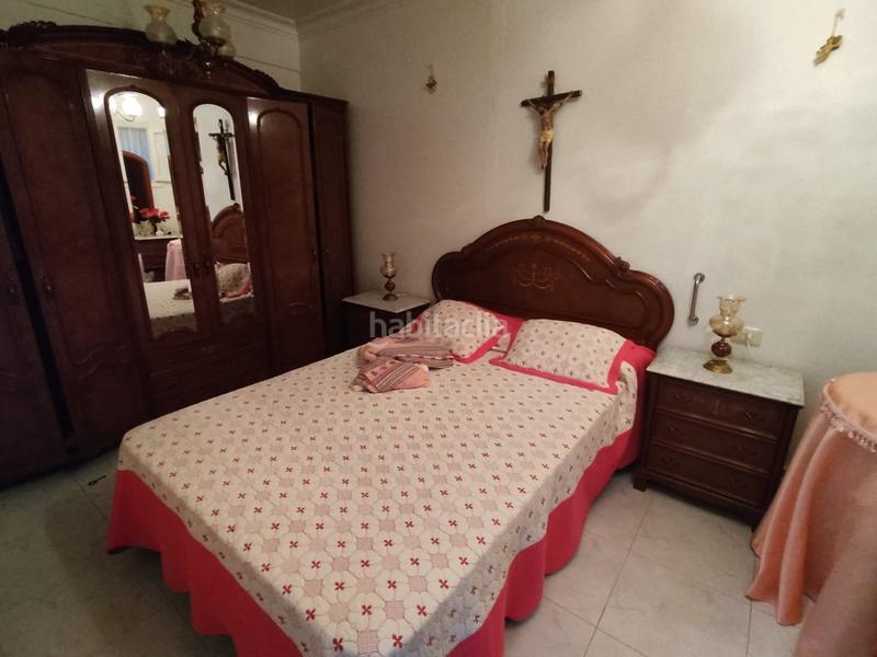 Foto b05f7607-2ecb-43e8-b150-bb2529b787d0. Casa se vende casa unifamiliar en el centro en Cedeira