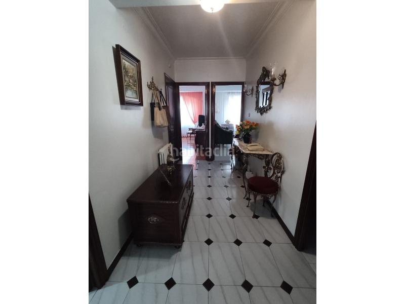 Foto deb93b9f-64f9-42d9-92ab-1e29b919b8af. Casa se vende casa unifamiliar en el centro en Cedeira