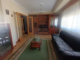Rent Flat  Calle silva. Se alquila piso en cedeira de septiembre a junio