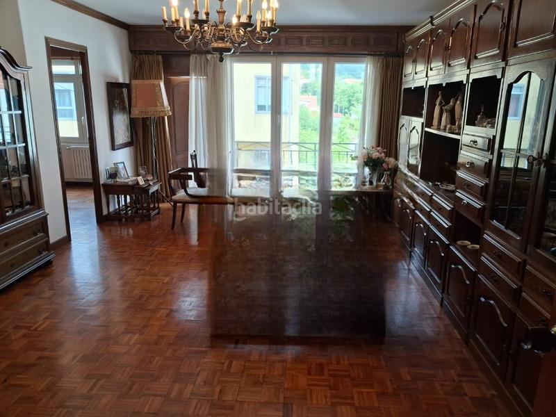 Foto ba1e73d9-6bd0-40b2-81d2-df9c121060e7. Etagenwohnung mit parking in Fene