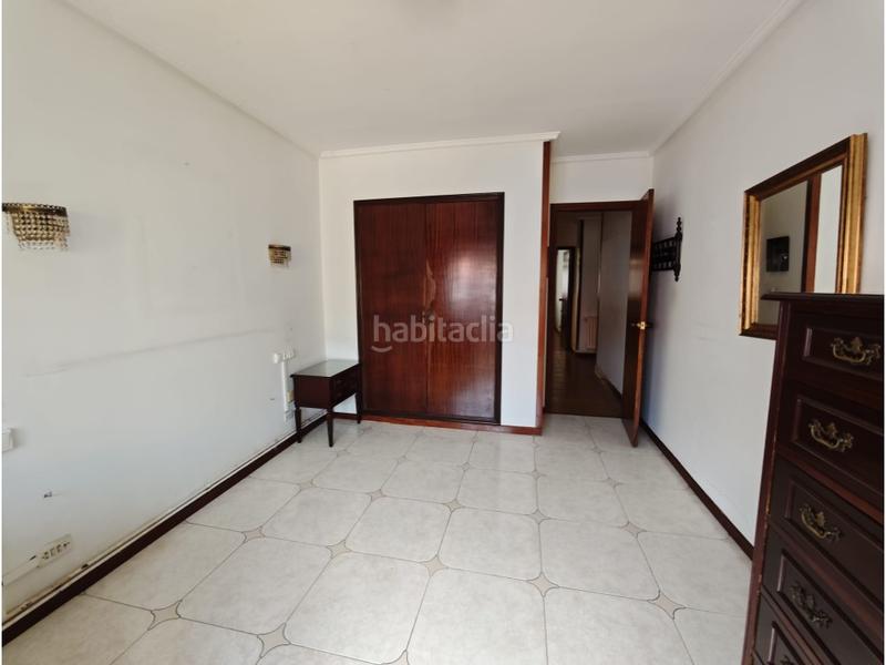 Foto cd5a0e41-2cba-4364-b54c-26ea9e00acbb. Etagenwohnung mit parking in Fene
