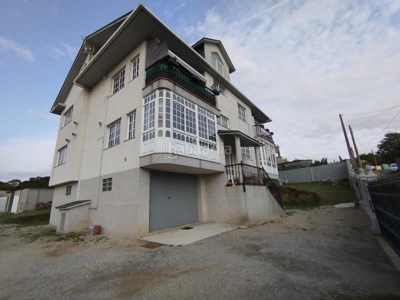 Foto 2340f70f-235b-46f6-8040-de1427001848. Chalet se vende chalet en Fene