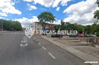 Casa adossada  Calle rio rhin. Casa adosada de dos alturas con patio privado en aldea moret