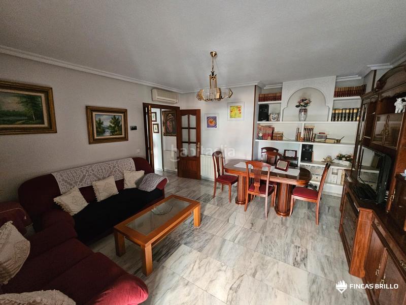 Foto 8b807629-9022-4ccf-b4b8-673847786b63. Appartamento con riscaldamento parcheggio in nuevo Cáceres Cáceres