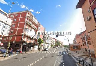Pis  Avenida de hernán cortés. ¡oportunidad para inversores! vivienda en zona céntrica – avenid