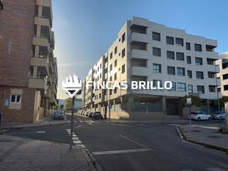 Flat  Calle cueva de la pasiega. Piso con piscina en casa plata maltravieso