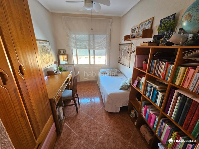 Foto 4422bbf8-998e-4992-a597-da835b09cea0. Piso  en venta con piscina en los castellanos – en Cáceres