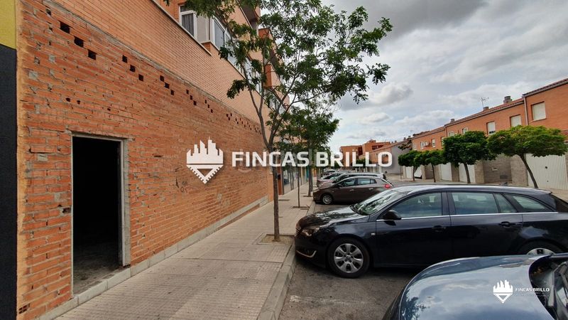 Foto d5f8b469-9309-49fc-b7c3-d89c74eb30ad. Business premise in calle río tormes 11 in Montesol - Mejostilla Cáceres