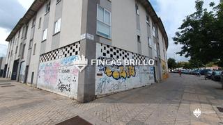 Local Comercial en Avenida de San Blas 38