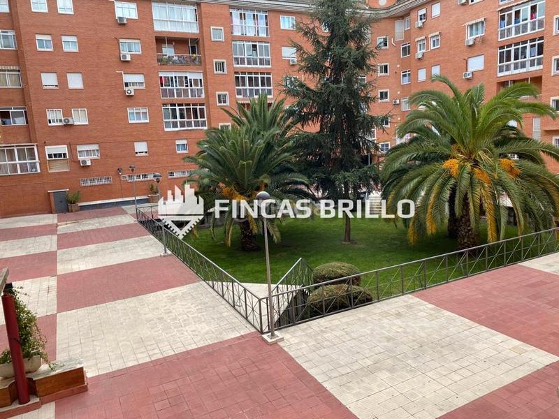 Foto 412287f7-4676-4528-9e62-081d68d249c7. Rent apartment in avenida pierre de coubertin 16 in Cáceres