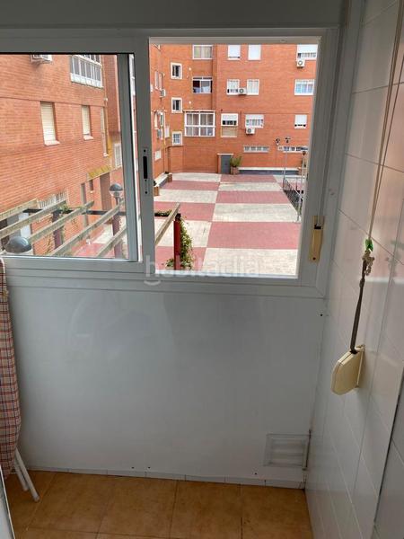 Foto 7f81fcbb-1239-4d1b-b73a-4b19cddc9170. Rent apartment in avenida pierre de coubertin 16 in Cáceres