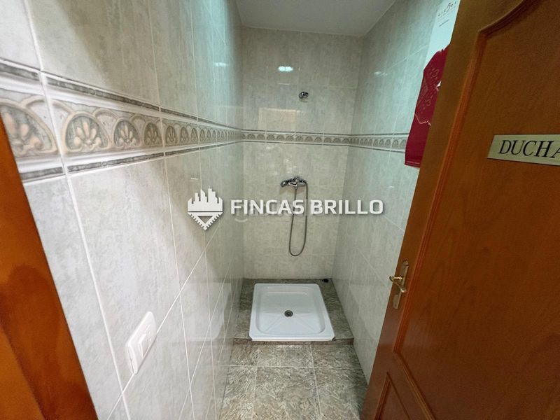 Foto 59797832-1a78-4eb3-b56f-2f869a2e5513. Local comercial a Casco Antiguo Cáceres
