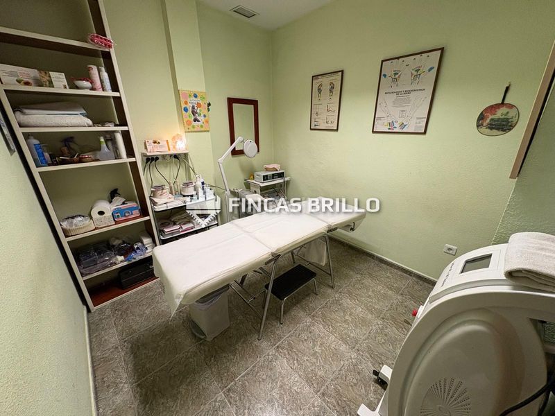 Foto 77b22cc7-da73-42be-974f-b5b23f0993df. Local comercial a Casco Antiguo Cáceres