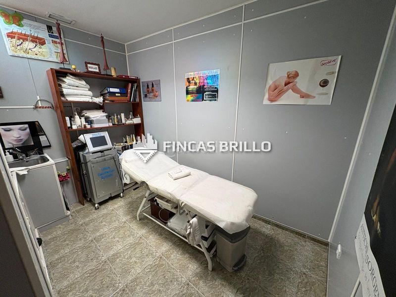 Foto 9e2efbb8-14a5-485a-a4ad-d4ab5e67e9bb. Local comercial a Casco Antiguo Cáceres