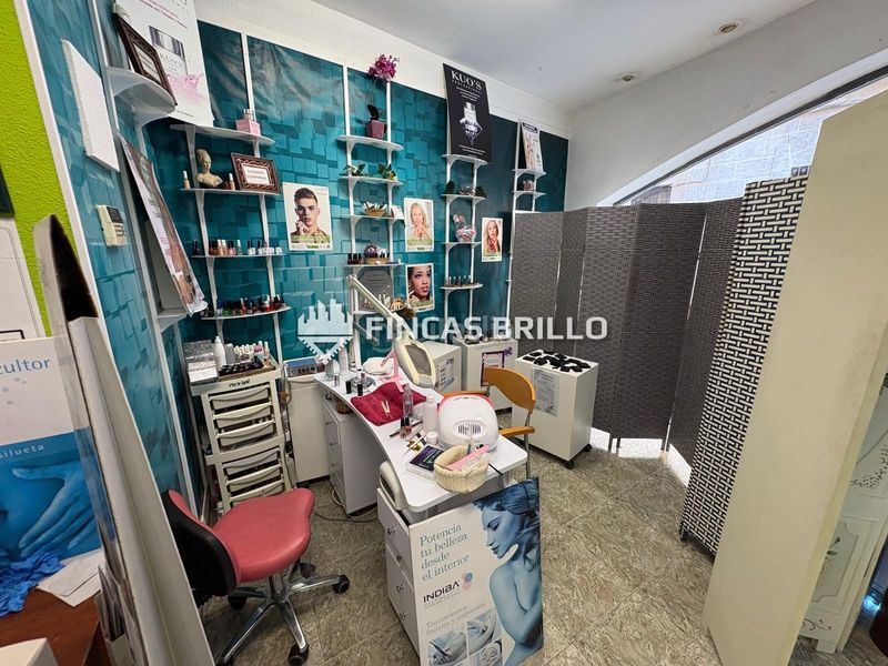 Foto d50b4228-3883-4e54-880b-c44fe7c53d0d. Local comercial a Casco Antiguo Cáceres
