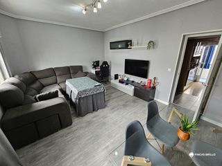 Pis  Calle ecuador. Oportunidad – vivienda reformada y lista para entrar a vivir en