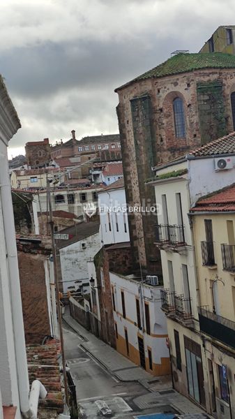 Foto 18919762-f146-42ef-b4d1-c5d185e058bb. Pis a Casco Antiguo Cáceres