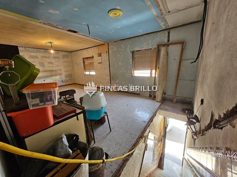 Foto e9fb2cab-4635-4344-afbb-53f8e9777557. Casa adossada a Torreorgaz