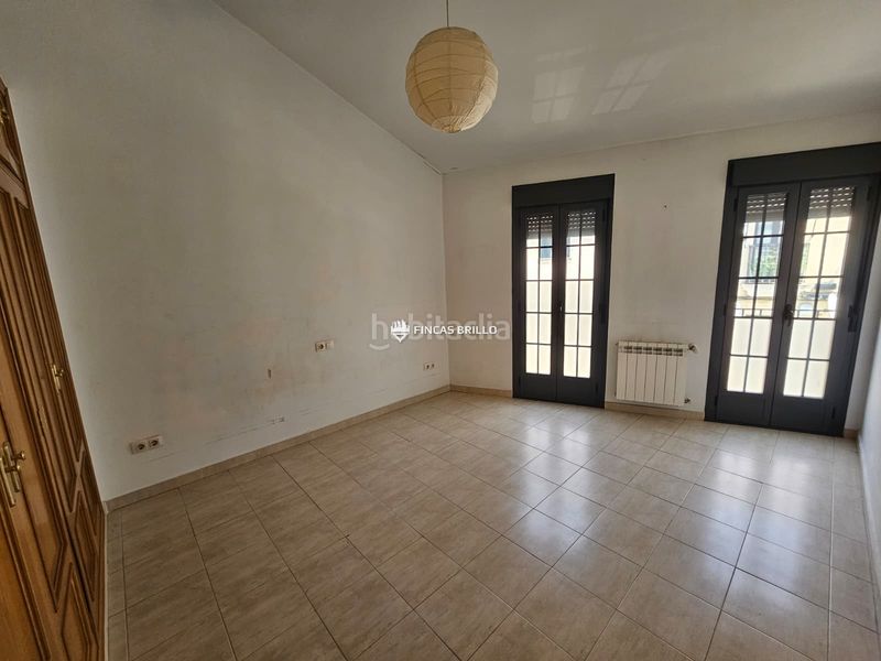 Foto 10406e1c-8af9-4a18-9b01-d103e7d55872. Casa adossada amb calefacció aparcament a Casco Antiguo Cáceres