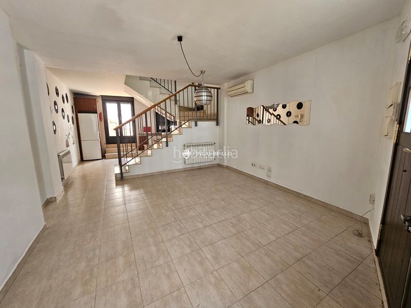 Foto 4df37611-8479-489d-bb1d-5e819c59cb5a. Casa adossada amb calefacció aparcament a Casco Antiguo Cáceres