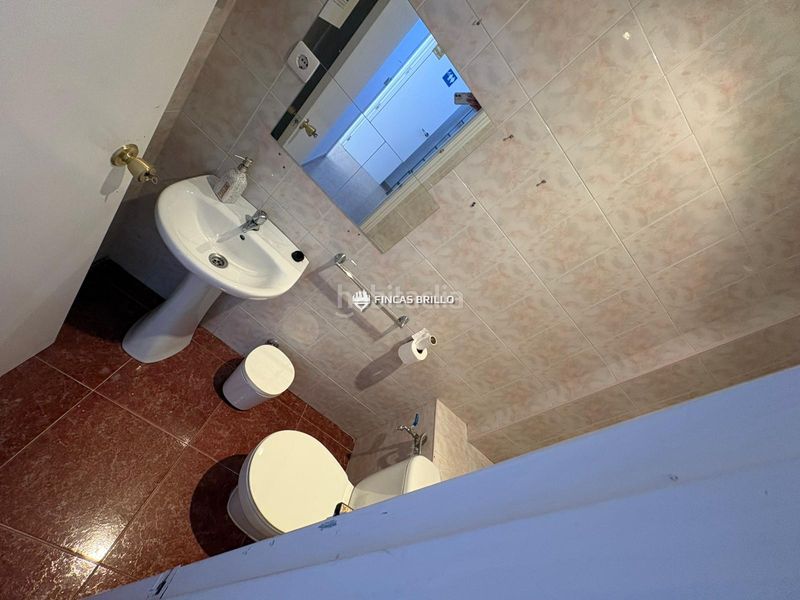 Foto fe5daec8-396e-4488-8b2c-60f9ac7d470e. Local comercial a calle ávila 5 a nuevo Cáceres Cáceres